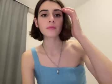 webcam girl crown_of_vice01 today image #2997691
