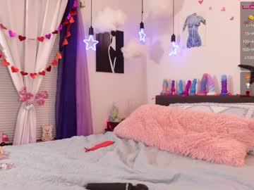 webcam girl emmasky69 today image #3563433