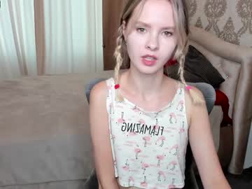 webcam girl helena_hott today image #2220939