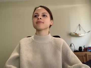 webcam girl hermione1999 today image #3726424