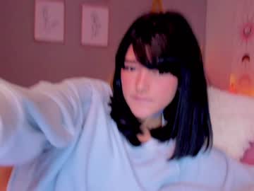 webcam girl kittenmoon_ today image #778293