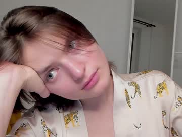 webcam girl sonya_vogue today image #764440