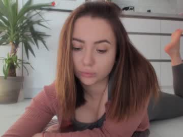 webcam girl meryfoxxx today image #2551165