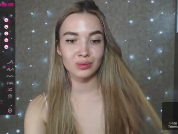 webcam girl yourvirusqueen_ today image #2025772
