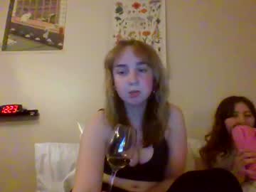webcam couple carpetmunchers today image #4077652