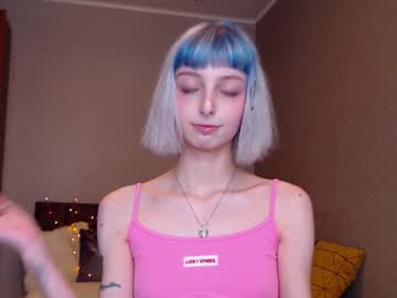 webcam girl lit1le_kitty_ today image #832769