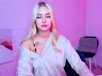 webcam girl 8a8y_nura today image #1816163