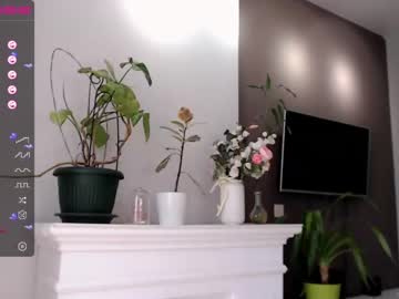 webcam girl small_blondee today image #1974791