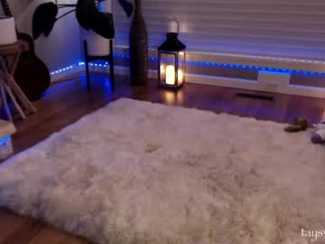 webcam girl phoenix_taylor today image #988444