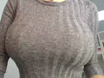 webcam girl eat_mee_out today image #2120019