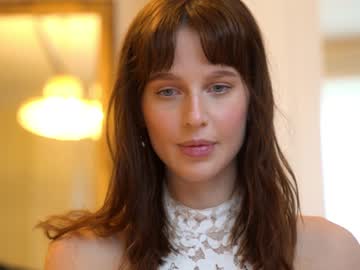 webcam girl ellaa91 today image #1077764