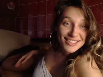 webcam girl highlemonsss today image #1581009