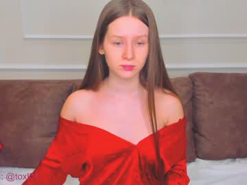 webcam girl toxl today image #873663