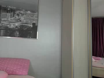 webcam girl _mito_69 today image #3536813