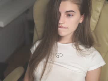 webcam girl hoolybunny today image #232903