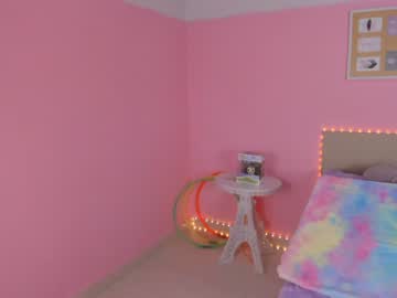 webcam girl little_effy18 today image #2466867