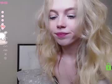 webcam girl small_blondee today image #3671055