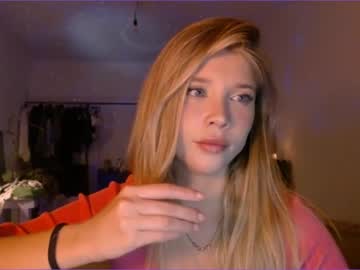 webcam girl bitter_moon today image #3350463