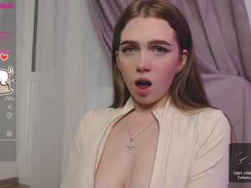 webcam girl small_blondee today image #3067577