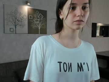 webcam girl jolly_bell today image #4017784