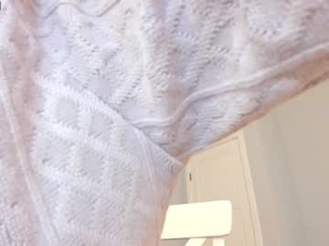 webcam girl bae_suz today image #338288