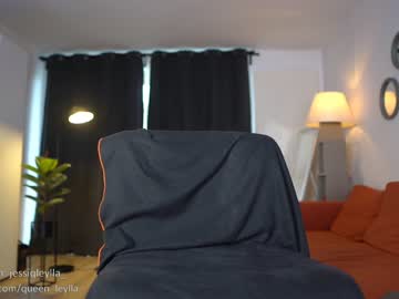 webcam girl queen_leylla today image #264828