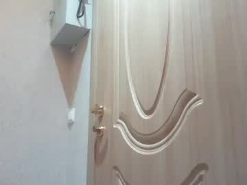 webcam girl momentbeforedown today image #2798431