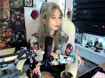 webcam girl stephymoon_ today image #1240760