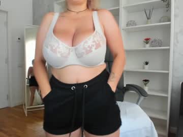 webcam girl vanessacroft today image #2449501