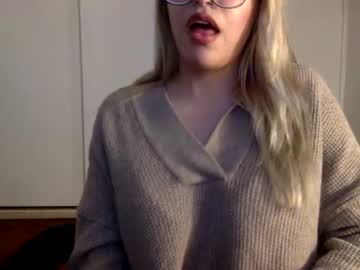 webcam girl veronikasprings today image #3988875
