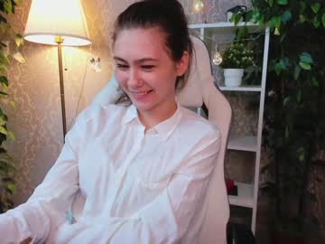webcam girl little_mandy today image #2213808