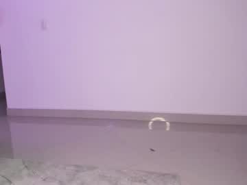 webcam girl lonelly_lolly98 today image #3006993