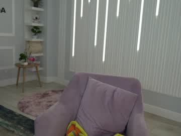 webcam girl mia_devill today image #2980896