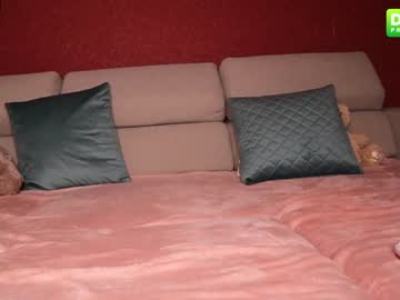 webcam girl fallen_angel_18 today image #1058079