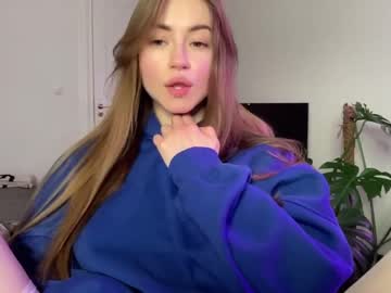webcam girl strawberryjamx today image #3357271