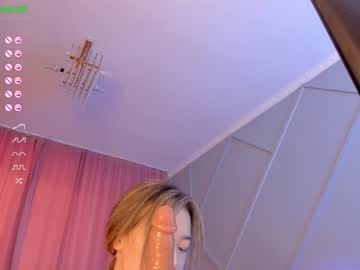 webcam girl aerri_lee today image #1645461