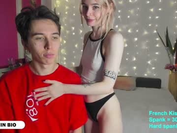 webcam girl eve_n_tracy today image #3281089