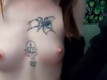 webcam girl gothhhmeout today image #10228