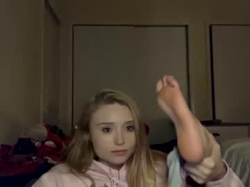 webcam girl princesshannnnn today image #458460