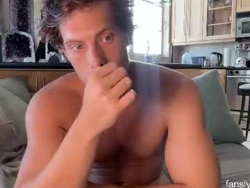 webcam man alex_islive today image #1595