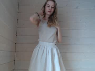 webcam girl princess__aurora today image #3675163
