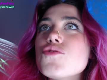 webcam girl fairyinthewild today image #3266701