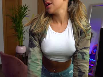 webcam girl beyllove_d today image #216519
