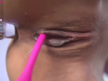 webcam girl princessasiana today image #3389357