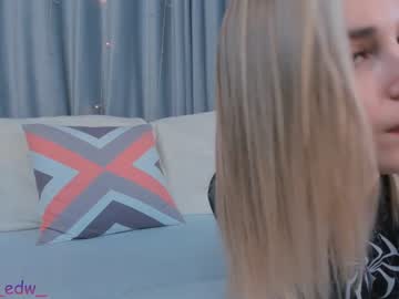 webcam girl katrinpolly today image #1074087