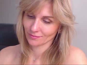 webcam girl lady_ada today image #388403