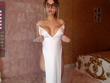 webcam girl welcome2pleasureland today image #3420537