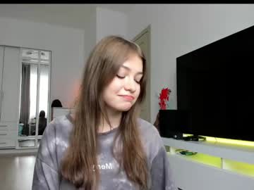 webcam girl milana_j today image #2743420