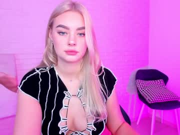 webcam girl 8a8y_nura today image #1391724