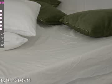 webcam girl dovia today image #3086761